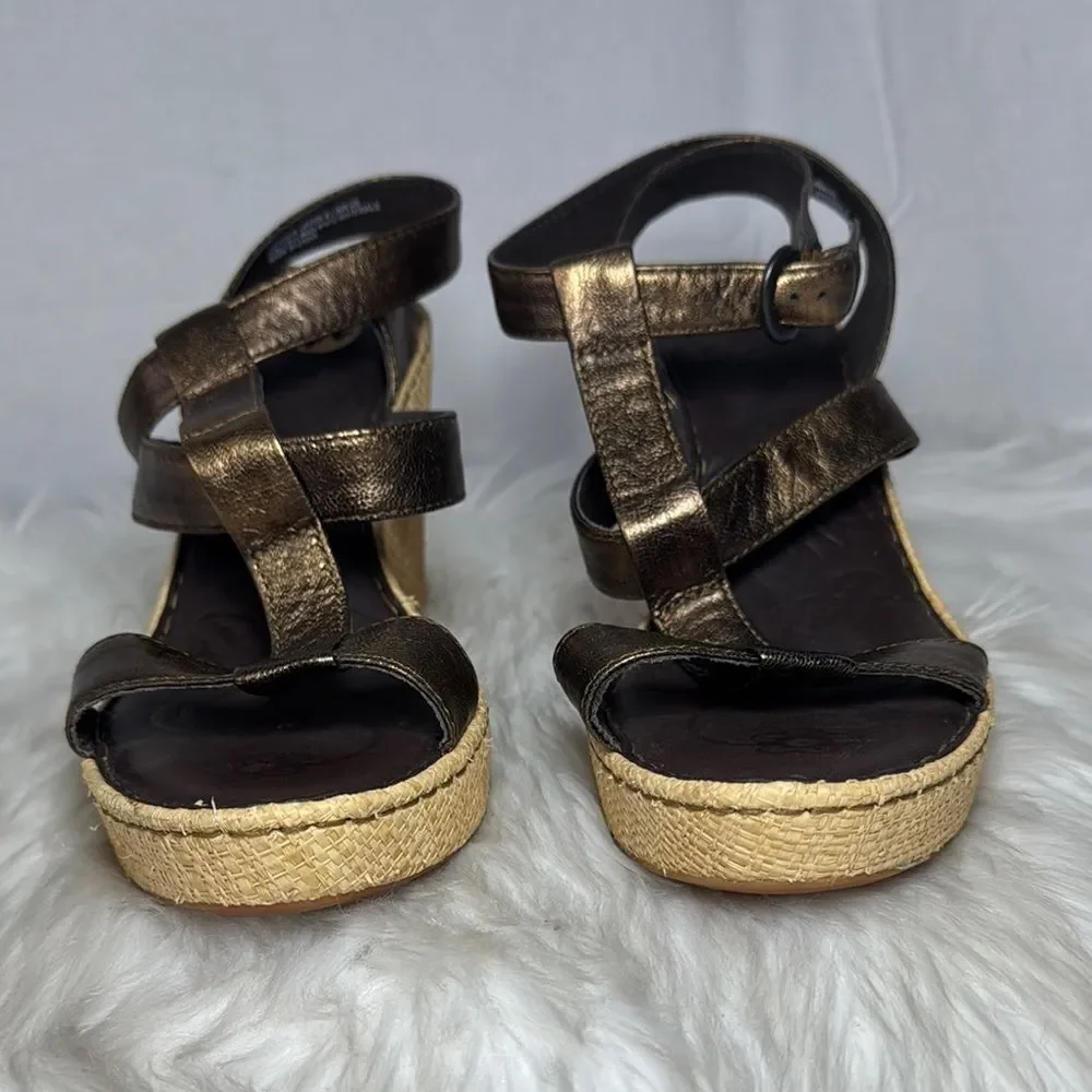 Born NWOT Bronze Metallic Leather Women's Wedge‎ Espadrille Sandals Sz 11
